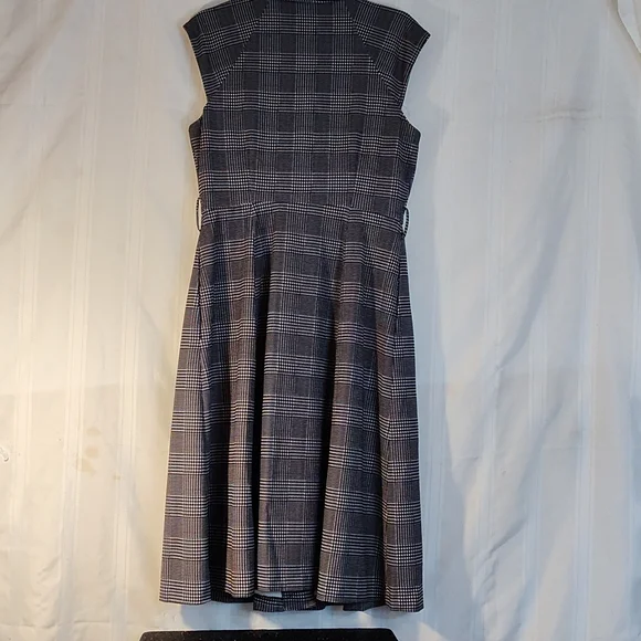 Calvin Klein Dress - Picture 6 of 7